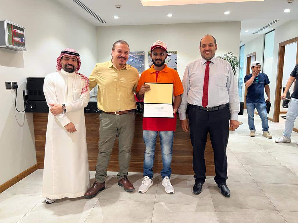 honoring-the-employees-8